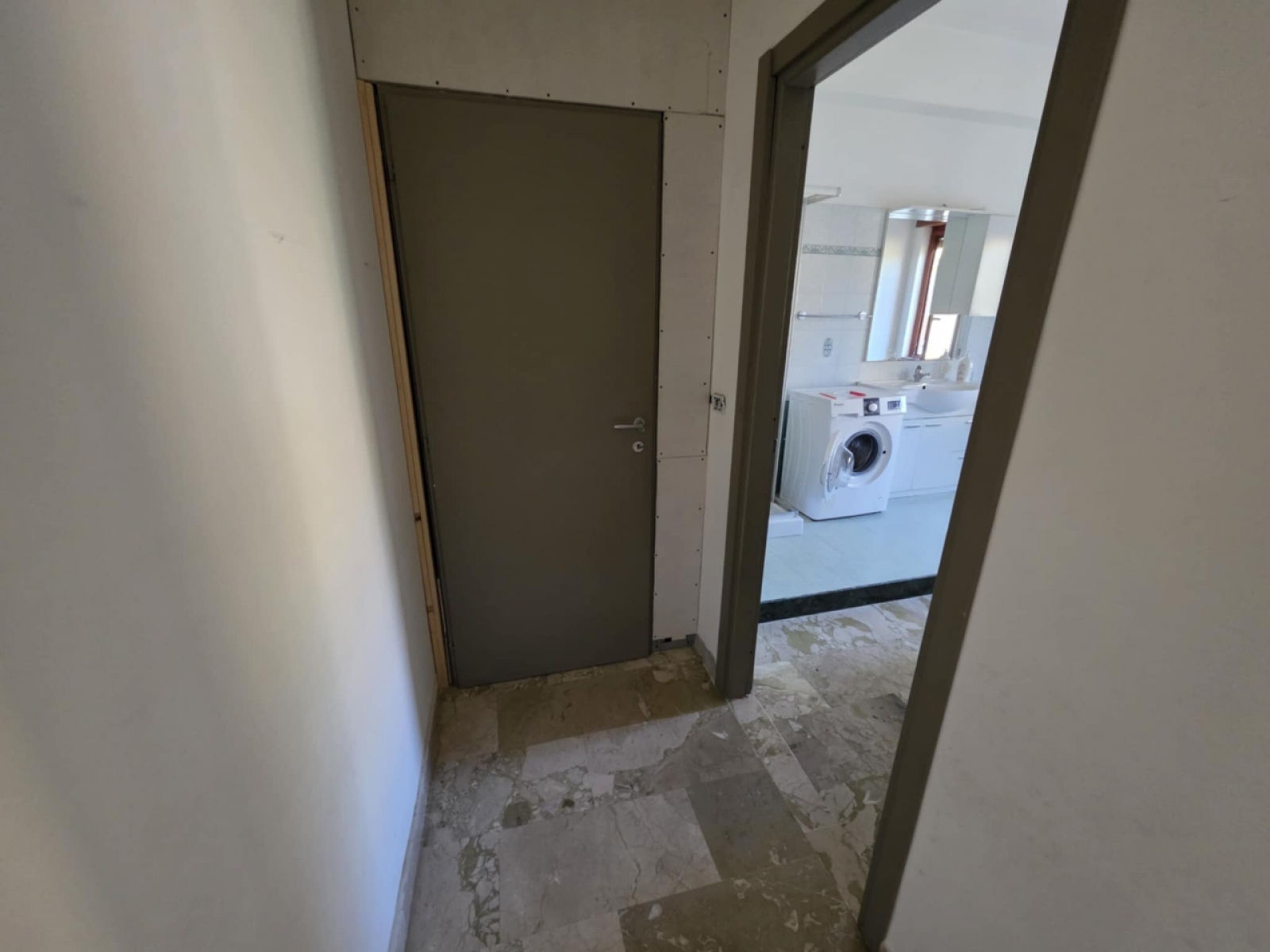 Appartamento Ristrutturato Arredato Archi 75 Mq