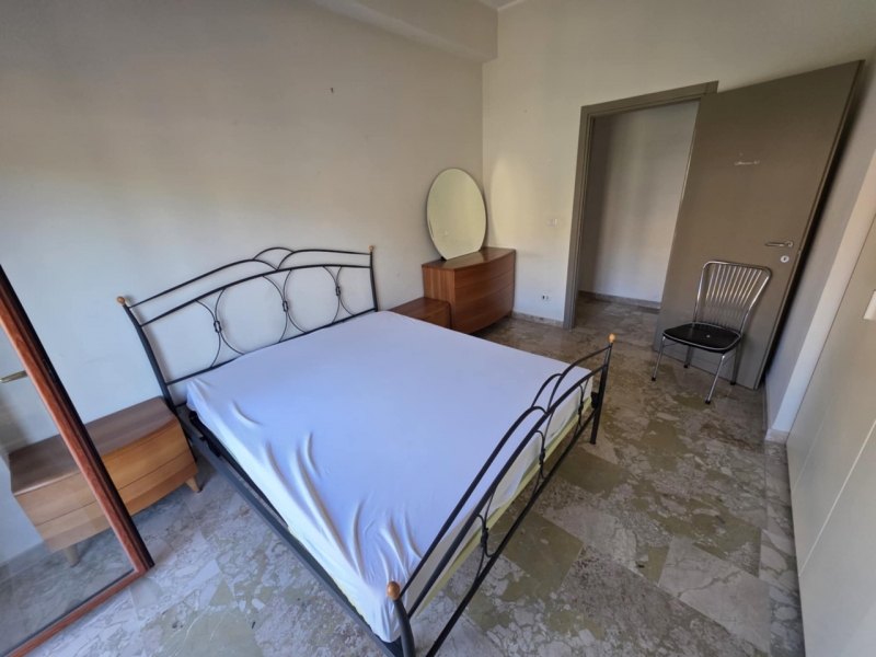 Appartamento Ristrutturato Arredato Archi 75 Mq