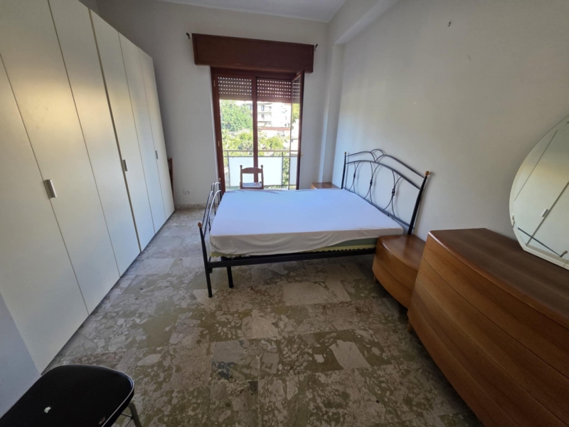 Appartamento Ristrutturato Arredato Archi 75 Mq