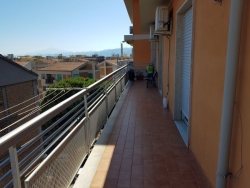 Appartamento Di Recente Costruzione Sbarre Inferiori 90 Mq