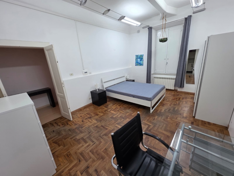 Appartamento Arredato Pressi Parco Caserta 70 Mq