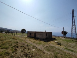 Terreno Agricolo Con Ruderi Lazzaro 13.000 Mq