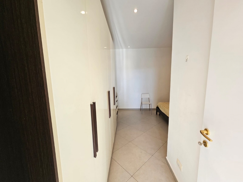 Bilocale Ristrutturato Con Cantina e Giardino Via Andiloro 50 Mq