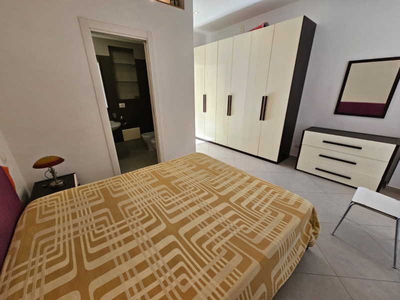 Bilocale Ristrutturato Con Cantina e Giardino Via Andiloro 50 Mq