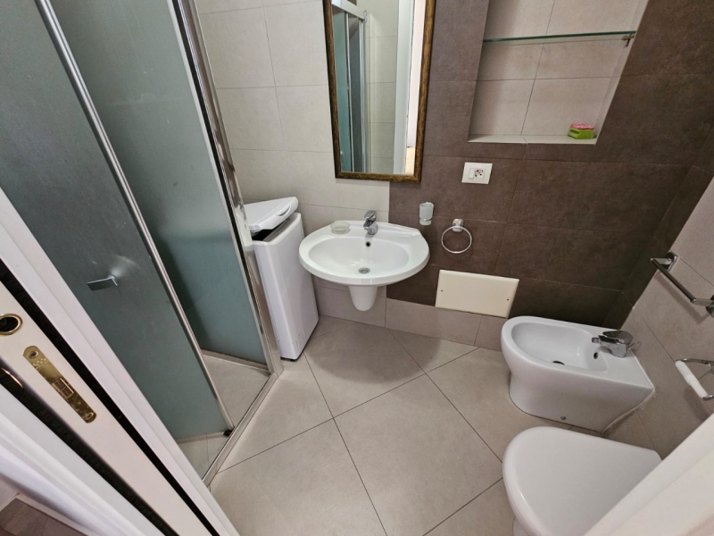 Bilocale Ristrutturato Con Cantina e Giardino Via Andiloro 50 Mq