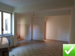 Appartamento + Lastrico Pressi Svincoli Cardinale Portanova 70 Mq