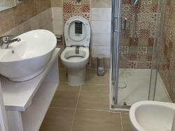 Appartamento Ristrutturato Arredato Pressi Teatro Cilea 35 Mq