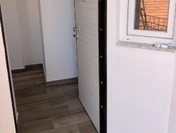 Appartamento Ristrutturato Arredato Pressi Teatro Cilea 35 Mq