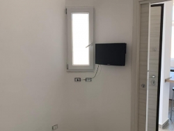 Appartamento Ristrutturato Arredato Pressi Teatro Cilea 35 Mq