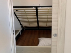 Appartamento Ristrutturato Arredato Pressi Teatro Cilea 35 Mq