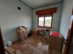 Appartamento Da Ristrutturare Panoramico + Lastrico Di 100 Mq Saracinello 94 Mq