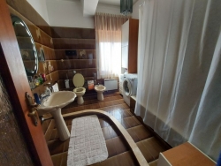 Appartamento Ampio Panoramico 200 Mq + Lastrico Solare 200 Mq Saracinello