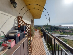 Appartamento Ampio Panoramico 200 Mq + Lastrico Solare 200 Mq Saracinello