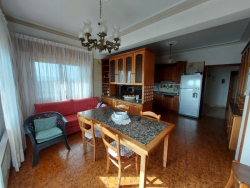 Appartamento Ampio Panoramico 200 Mq + Lastrico Solare 200 Mq Saracinello