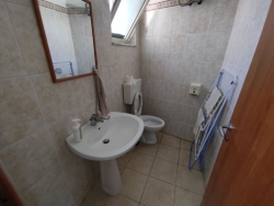 Locale Adibito Ad Asilo Con Pertinenza Esterna Rione Marconi 220 Mq