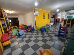 Locale Adibito Ad Asilo Con Pertinenza Esterna Rione Marconi 220 Mq
