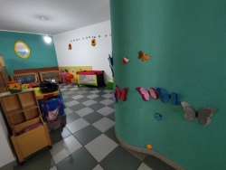 Locale Adibito Ad Asilo Con Pertinenza Esterna Rione Marconi 220 Mq
