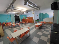 Locale Adibito Ad Asilo Con Pertinenza Esterna Rione Marconi 220 Mq