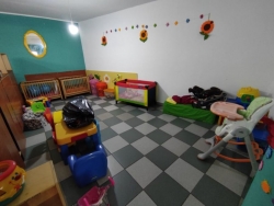 Locale Adibito Ad Asilo Con Pertinenza Esterna Rione Marconi 220 Mq