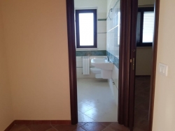 Appartamento Di Recente Costruzione Arredato Con Cantina e Posto Auto Villa San Giovanni 70 Mq
