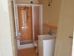 Ampissimo Appartamento Ideale Per Strutture, Scuole, Uffici, Villa San Giovanni 250 Mq
