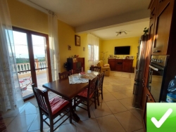  Semi Indipendente 90 Mq Ristrutturato Con Ampia Veranda 60 Mq e Posto Auto Sala di Mosorrofa 