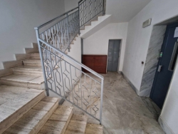 Appartamento + Garage + 2 Posti Auto Modena 120Mq