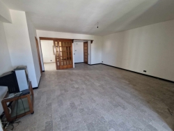Appartamento + Garage + 2 Posti Auto Modena 120Mq