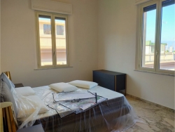 Appartamento Di Pregio Ristrutturato Arredato Pressi Piazza De Nava 80 Mq