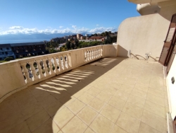 Villa A Schiera Panoramica Di Nuova Costruzione Con Verande e Giardino San Cristoforo 310 Mq
