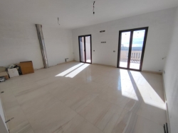 Villa A Schiera Panoramica Di Nuova Costruzione Con Verande e Giardino San Cristoforo 310 Mq