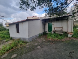 Casa Da Ristrutturare 100 Mq Con Rudere di 50 Mq e Terreno Categoria D 2500 Mq Mortara 