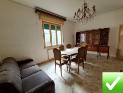 Casa Indipendente Su Due Livelli + Cortile e Posto Auto Villa San Giovanni 158 Mq