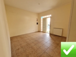 Appartamento Semi Indipendente Ristrutturato Con Cantina Saracinello 100 Mq