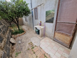 Semi Indipendente Con Giardino San Filippo 130 Mq