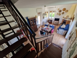 Villetta A Schiera Su Due Livelli 130 Mq + Corte 150 Mq e Giardini 400 Mq Ortì