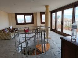 Duplex Prestigioso + Terrazzo + Garage + Posti Auto Sbarre Centrali 180 Mq