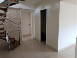Duplex Prestigioso + Terrazzo + Garage + Posti Auto Sbarre Centrali 180 Mq