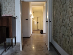 Ampio Appartamento Con Terrazzo a Livello Pressi Piazza De Nava 150 Mq