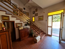 Villa 270 Mq con Verande e Corte di 324 mq Campo Calabro 