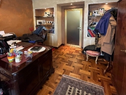 Appartamento Prestigioso Interamente Ristrutturato Panoramico Via Petrara 140 Mq