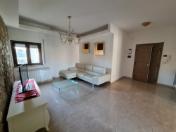 Prestigioso Appartamento Ristrutturato Arredato Via Pio XI 130 Mq