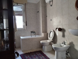 Ampio Appartamento Panoramico + Cantina Via Villini Svizzeri 150 Mq