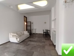 Appartamento Ristrutturato Parzialmente Arredato Piazza Camagna 160 Mq