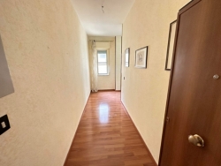 Ampio Appartamento Ristrutturato Con Posto Auto Archi 150 Mq
