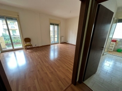 Ampio Appartamento Ristrutturato Con Posto Auto Archi 150 Mq