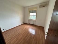 Ampio Appartamento Ristrutturato Con Posto Auto Archi 150 Mq