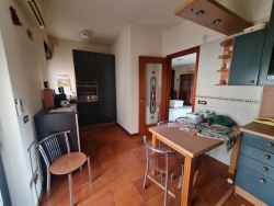 Appartamento Con Garage e Posto Auto Modena 125 Mq