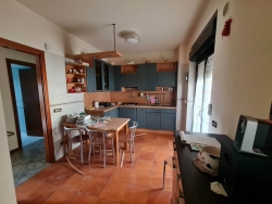 Appartamento Con Garage e Posto Auto Modena 125 Mq