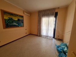 Appartamento Con Garage e Posto Auto Modena 125 Mq